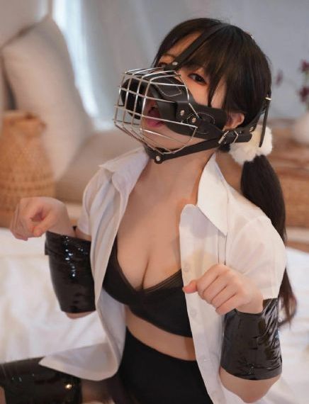 男人腿碰女人腿会有生理反应吗_超清高清视频播放