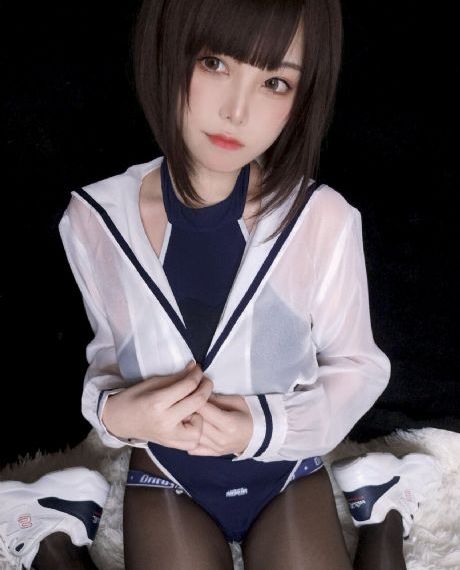 18禁美女裸体网站免费扒内衣_DVD免费在线播放