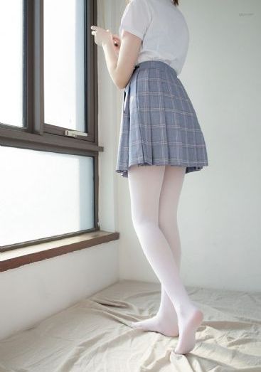 丝袜自慰200部_国产剧高清视频播放